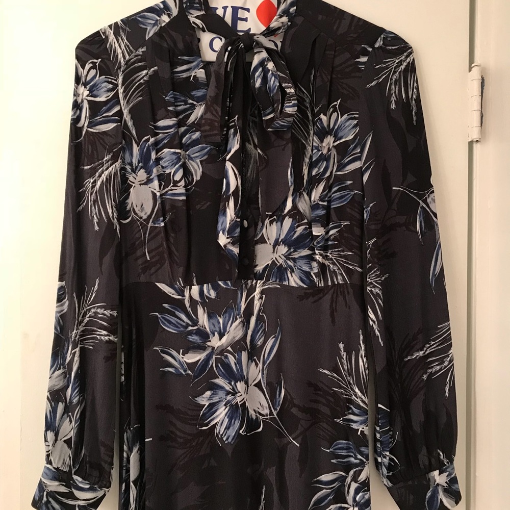 Astr Midi Dress
